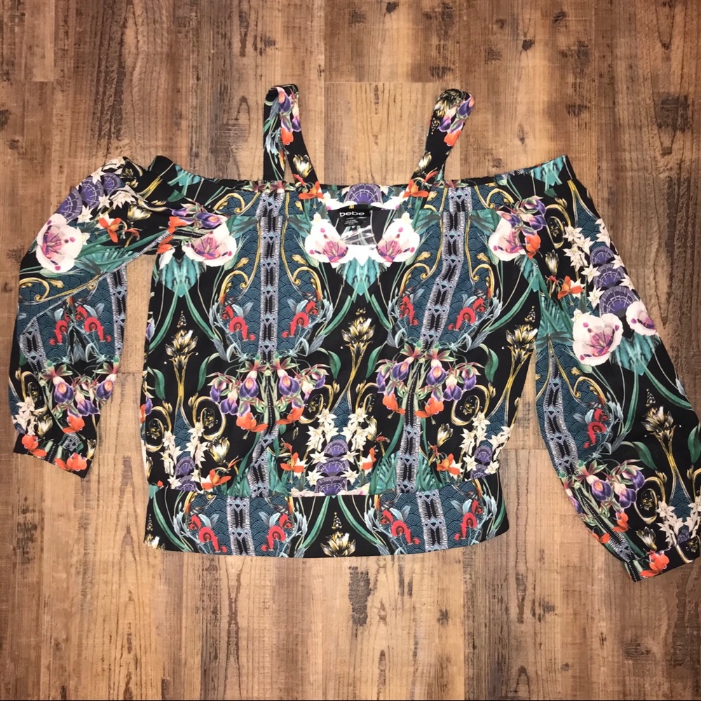 NWT Bebe Blouse